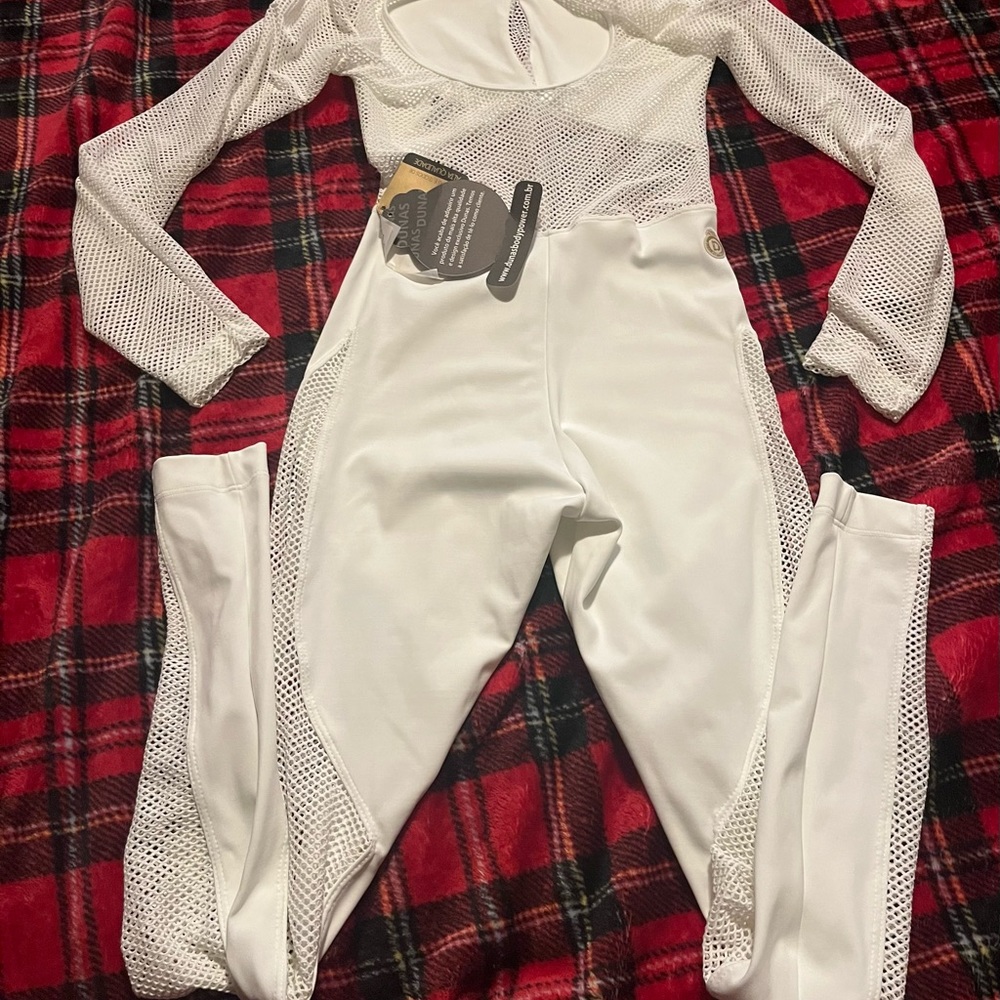 Brazilian stretchy Jumpsuit 🤍 - Picture 3 of 10